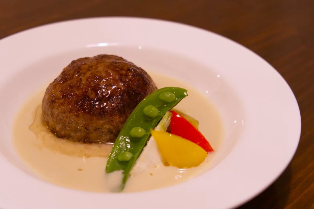 【泉町】「イタリア食堂Fermata」アジフライ、ハンバーグ、ラザニアなど人気メニューが勢ぞろいのランチプレートがおすすめ 