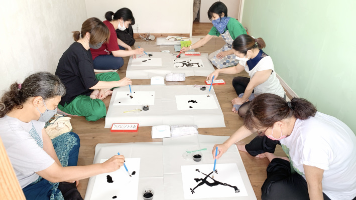 創作ルームLABORO「Re画材」始動!眠っている画材・額縁を必要な人へ【船橋市】