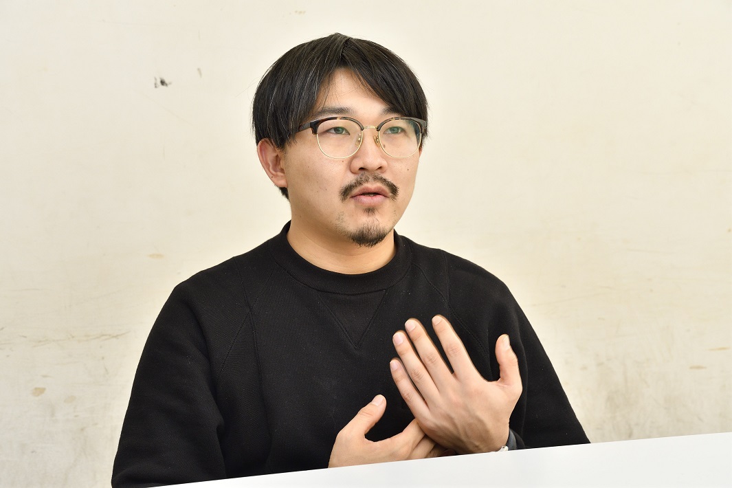 芸人・オズワルド伊藤 俊介さん「友達とつるんで遊ぶのが、地元・千葉での日常」