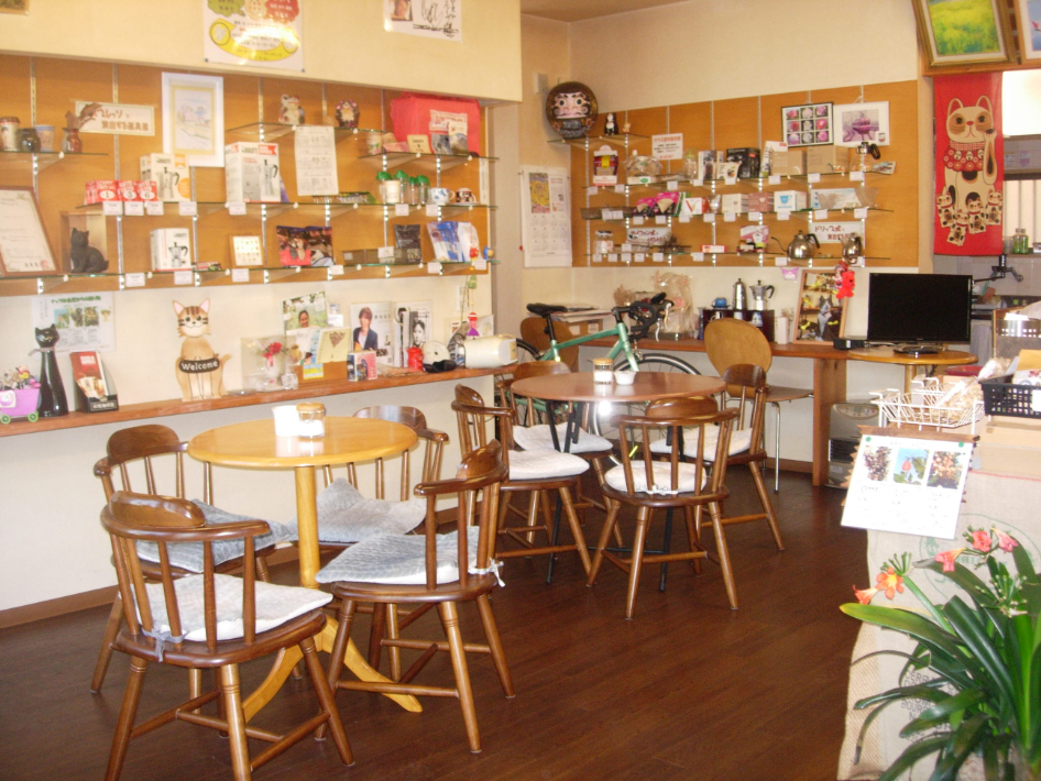 豆工房コーヒーロースト市川店の内観