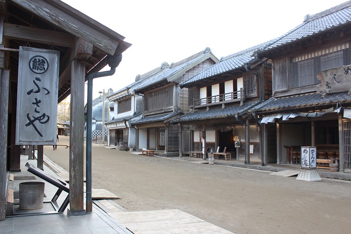 【印旛郡栄町】昔の街並みを再現した空間でさまざまな体験ができる！「千葉県立房総のむら」