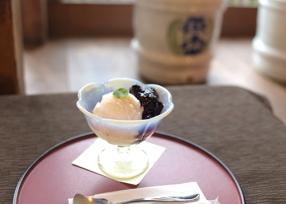 酒かすアイスクリーム きのえねまがり家 飯沼本家