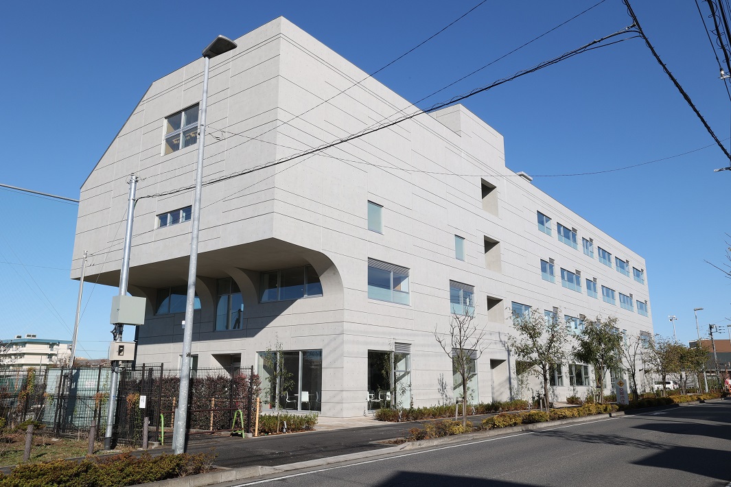 【流山市】新感覚の大型図書館が南流山に誕生!