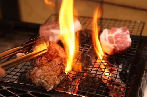 【中央区新田町】「炭焼きイタリアンカッチャアルテゾーロ864」ボトルキープができる炭焼きイタリアン