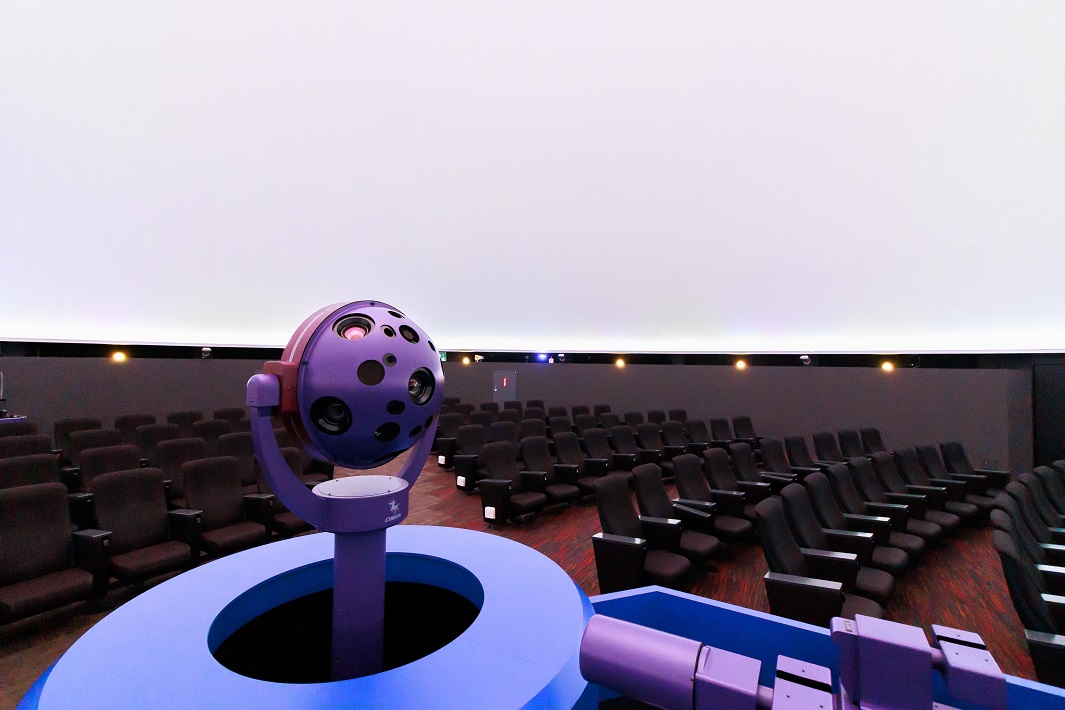 【千葉市】県内最大のプラネタリウム！宇宙体験・展示も「千葉市科学館」