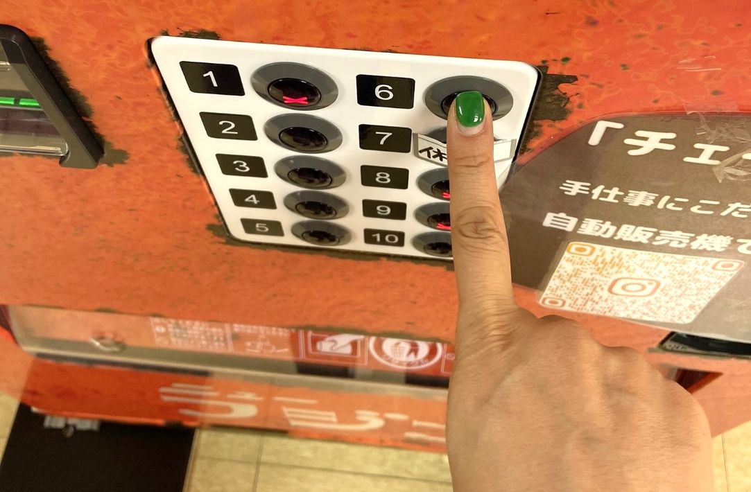 【松戸市他】純喫茶・昭和レトロ好きはキッチンカー、実店舗、自動販売機と3粒おいしい「喫茶ニューフジコ」に集合！