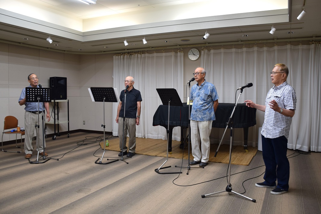 八千代市 男声ボーカル グループ ヘッドライツ 練習の様子