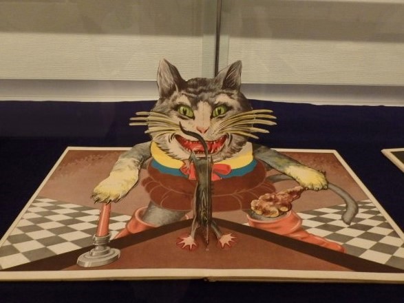 市川市文学ミュージアム「アメイジング・ストーリー しかけ絵本の世界展」開催中