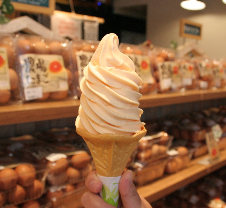 【柏市】自慢の卵を使ったソフトクリームが楽しめる!「たまごのお店 むこたま」
