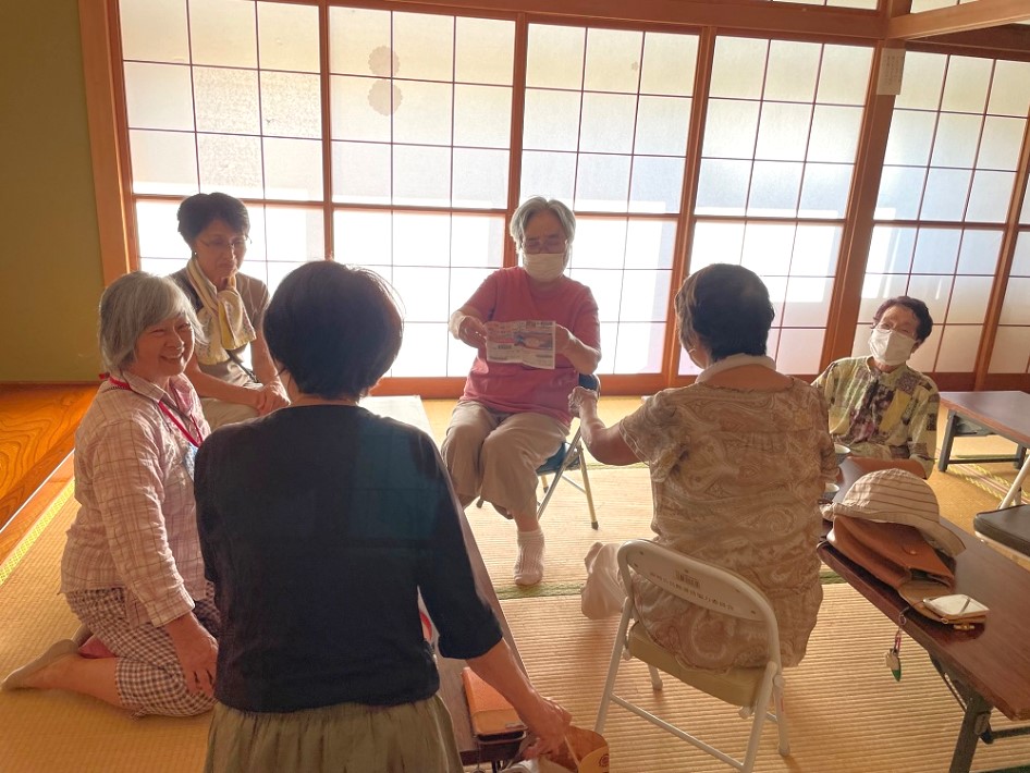 木更津市 にこハピ おしゃべり広場の様子