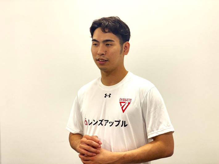 小川麻斗