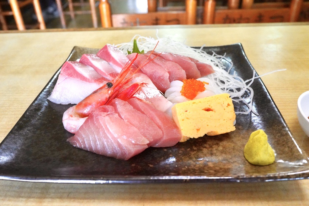 成田市 かねまつ食堂の刺身