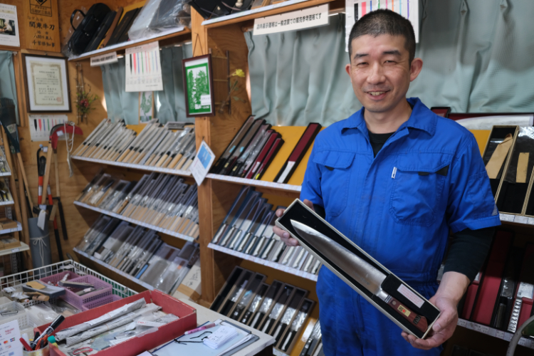 五香刃物製作所の八間川さん