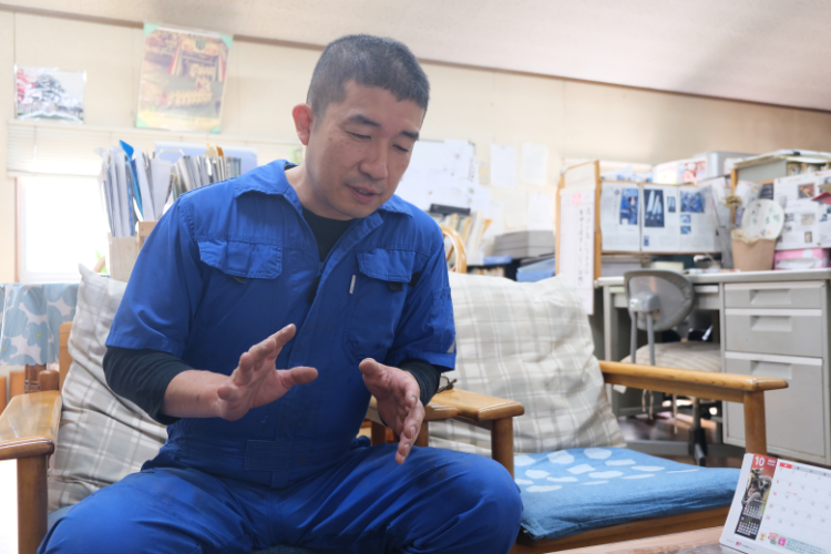 関東牛刀の職人の八間川さん