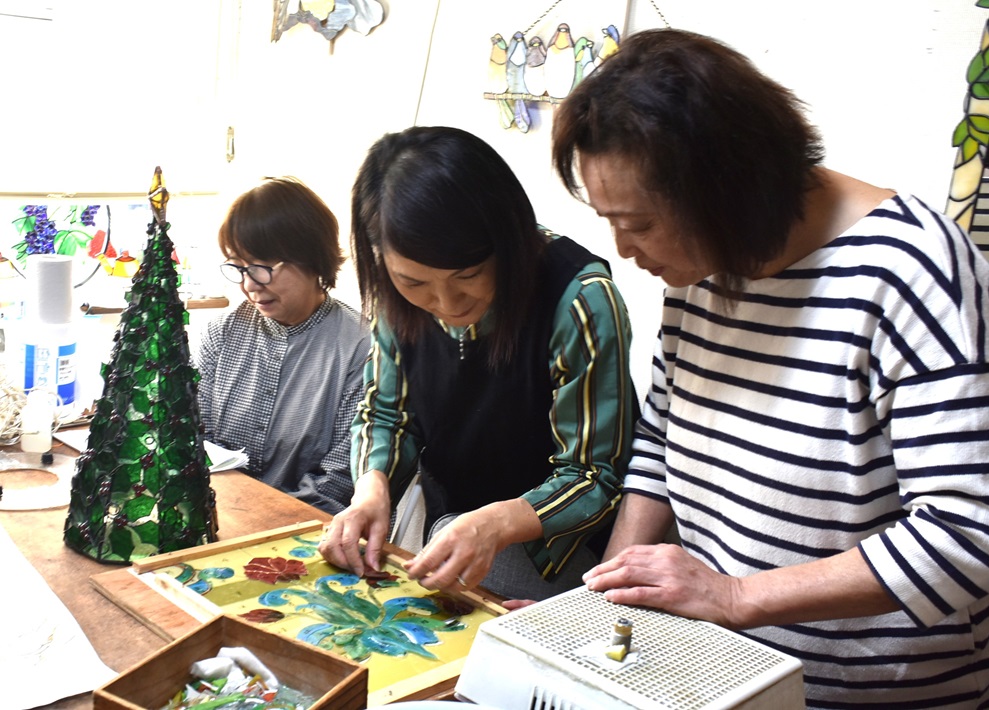 【流山市】ステンドグラス作品展!ギャラリー平左衛門にて11月16日~19日まで開催