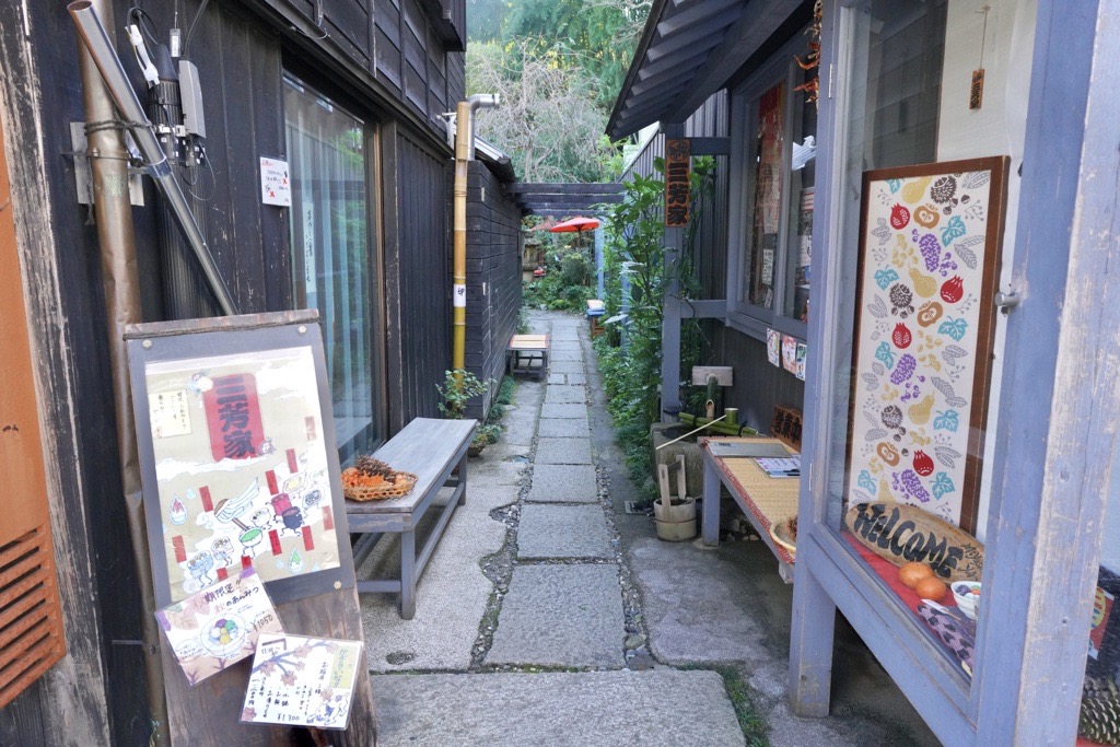 一息つくなら「三芳家」へ！ 素敵なお庭で逸品スイーツを堪能