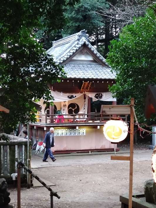 高根町神明社神楽殿