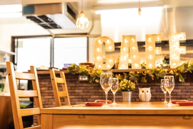 「Cafe&Bar 路地裏カフェ」の特製フレンチトースト【千葉市中央区】