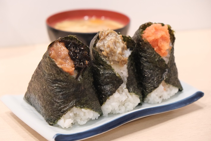 おにぎり家はお味噌汁もおすすめ