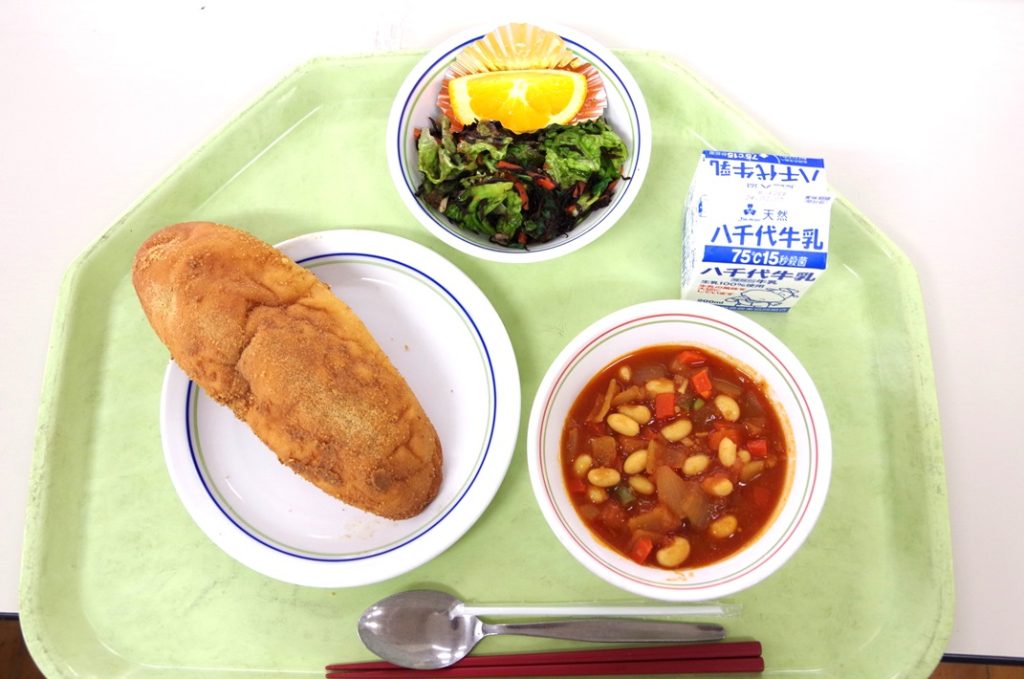 献立が選べる「選択式」船橋市立中学校の給食