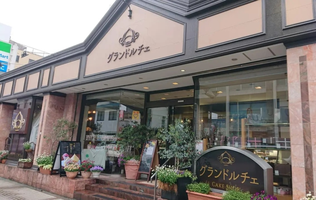 ちいきの逸品】日本人の味覚になじむ「モンブラン」カステラにしょうゆ？「本八幡カステラ」（グランドルチェ）