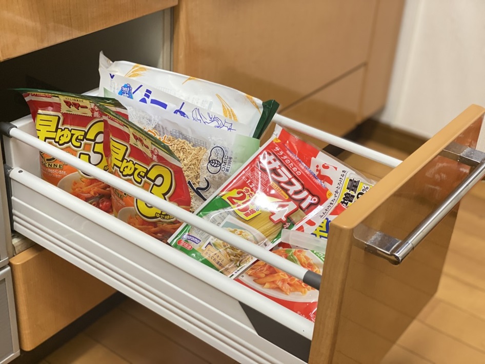 ワンアクションで出し入れ楽々!片付け上手になれるキッチン収納