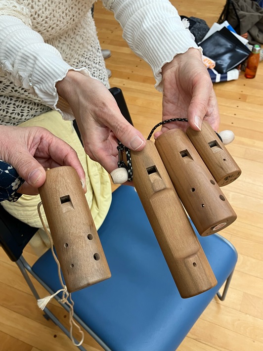 低音域から高音域まで組み合わせられるコカリナ