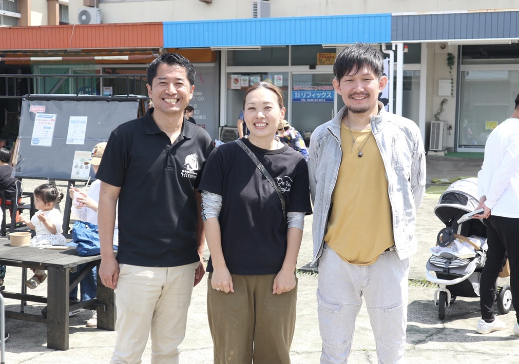 左からHO projectメンバーの播田さん、小野さん、辻さん