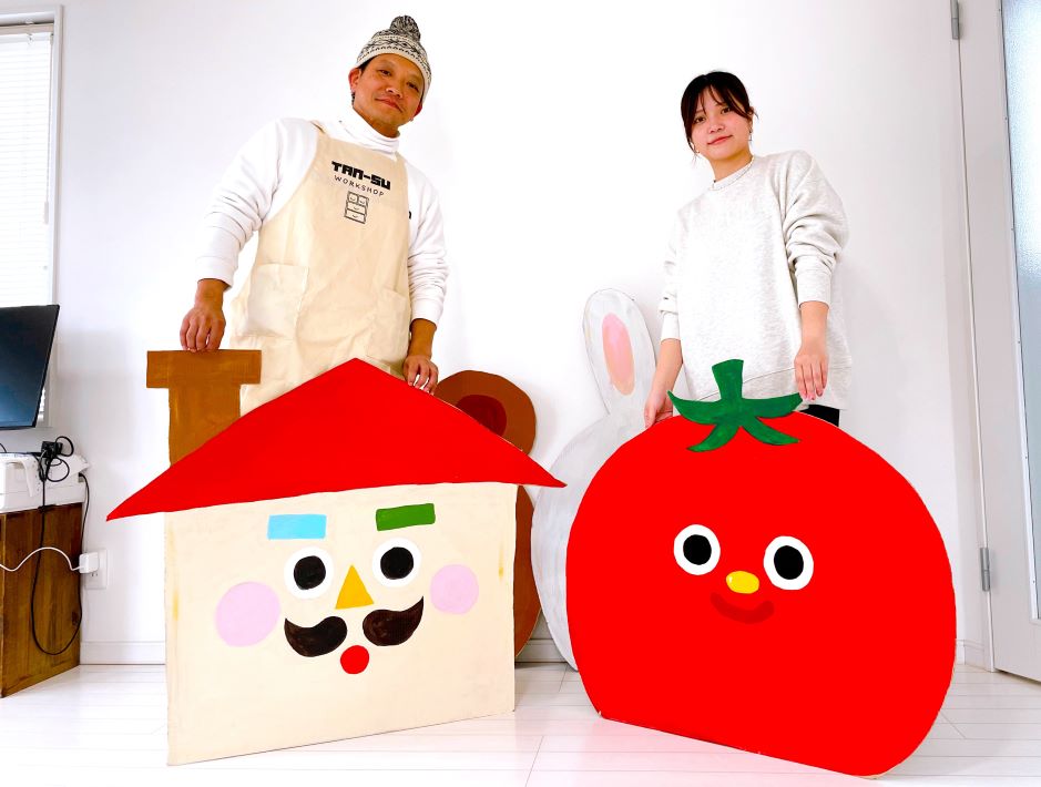 リベットボタンさ（右）と山口さん