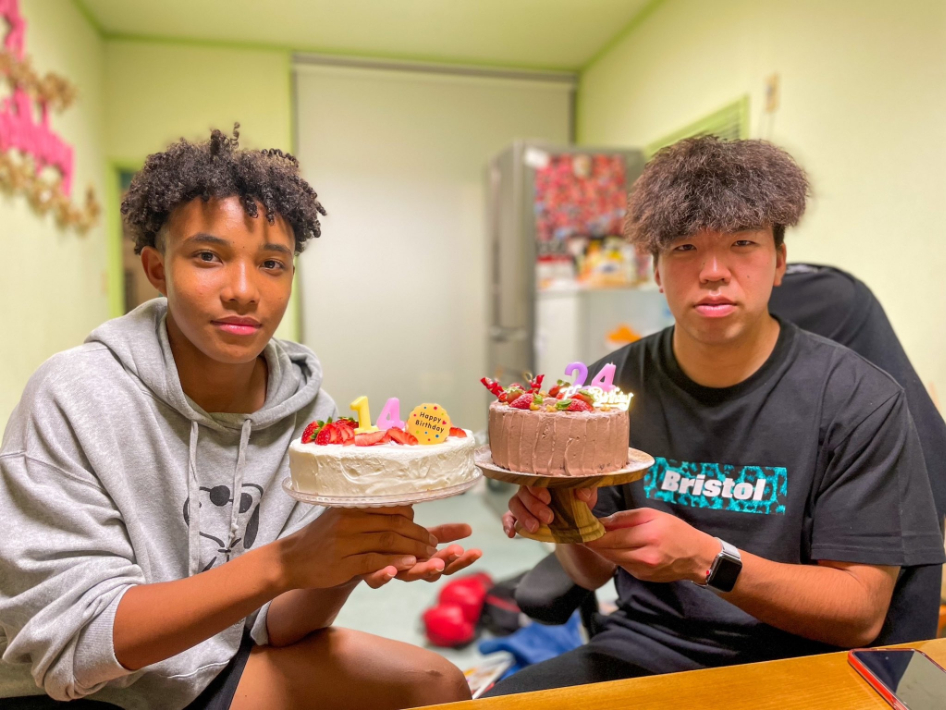 あやこさん特製ケーキでお祝い