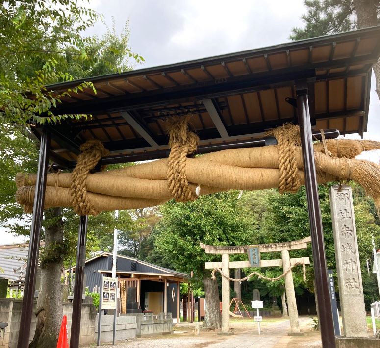 赤城神社の魅力に迫る 大しめ縄が印象的な赤城神社