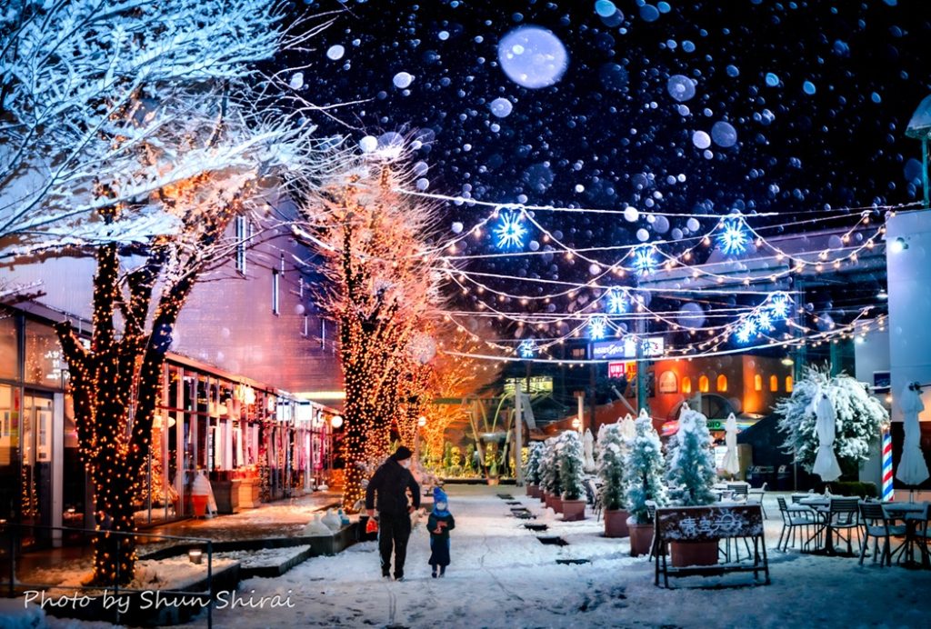 市川のインフルエンサー2人!10月18日からの3日間、展示会開催【市川市】