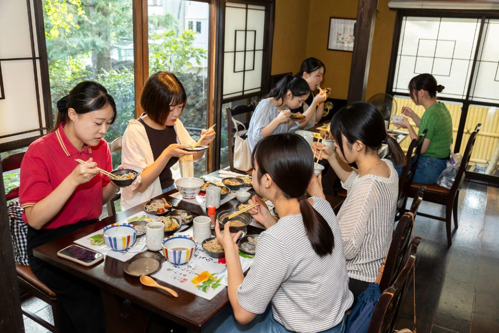 試食会の様子