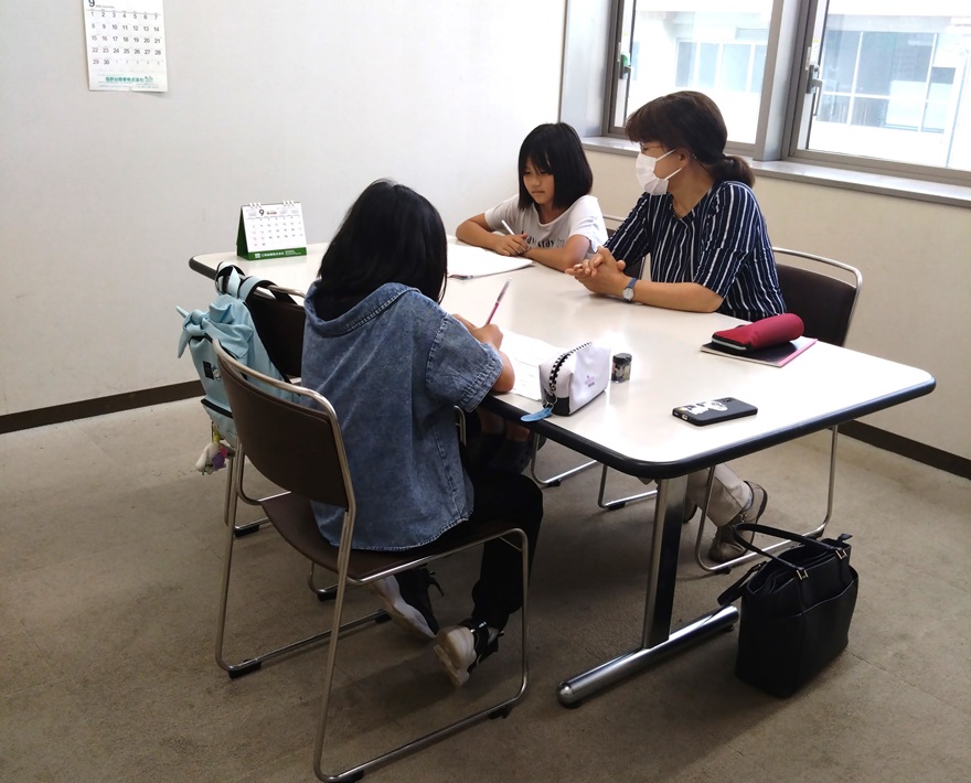子どもたちの将来の自立に向けて!学習支援教室「ひまわり」八街市社会福祉協議会