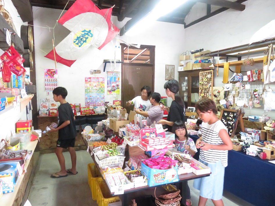 駄菓子屋「十五や」へいらっしゃい!【市原市】