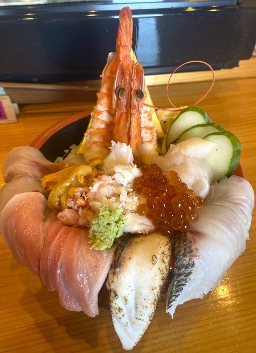 第28回松戸市南部市場内人気の飲食店「江戸ッ子壽司」名物の特上ちらし