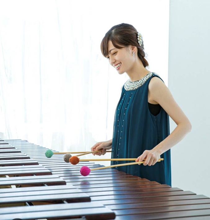 マリンバ奏者の川向志保さん