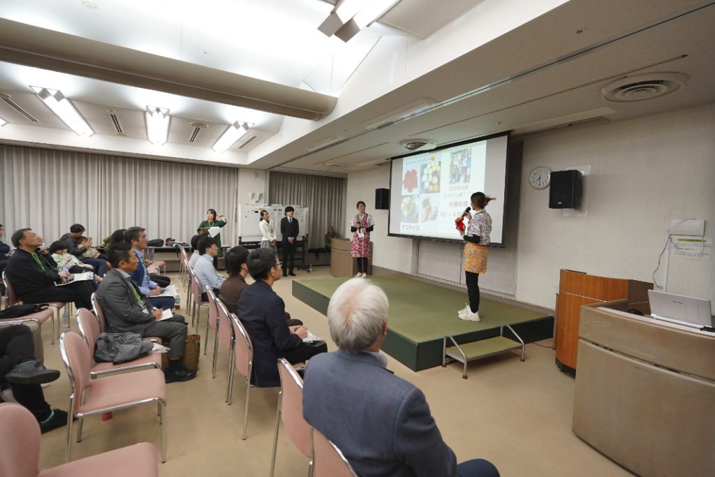 プレゼンの様子(写真は2024年千葉市開催のもの)