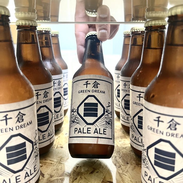 DREAM BREWERY 千倉の和の雰囲気に合うようにラベルに家紋を使用