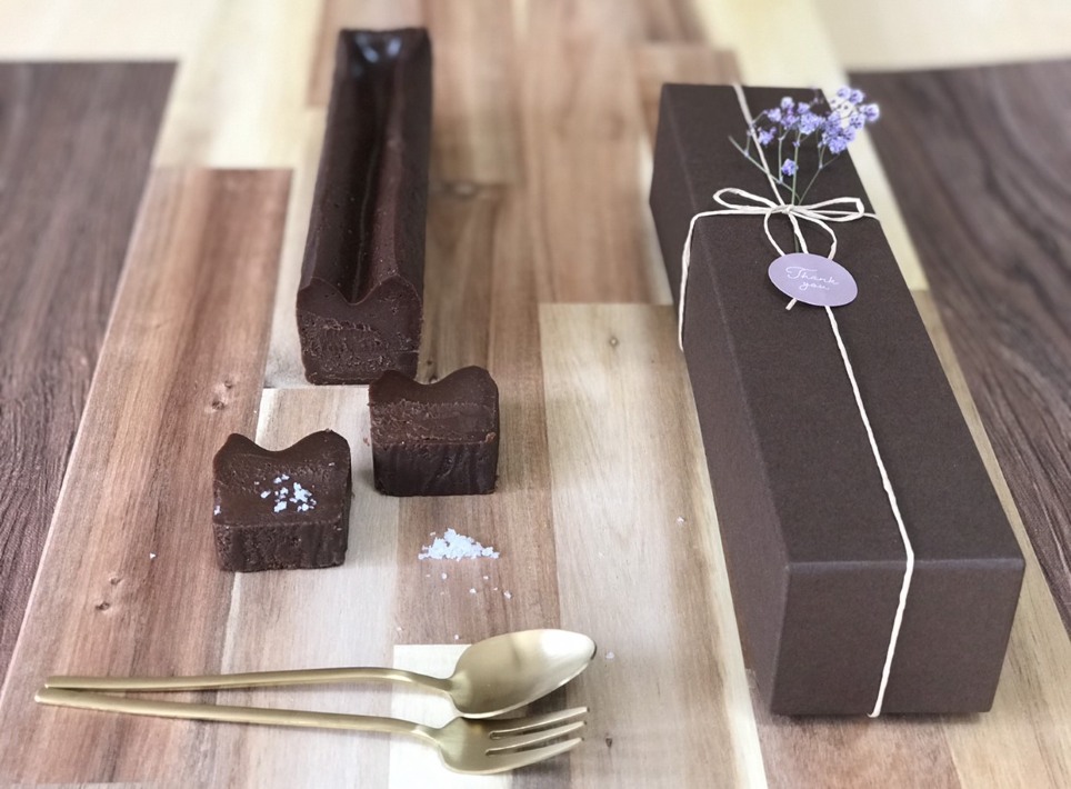 COCOROのガトーショコラ【お菓子工房COCORO】