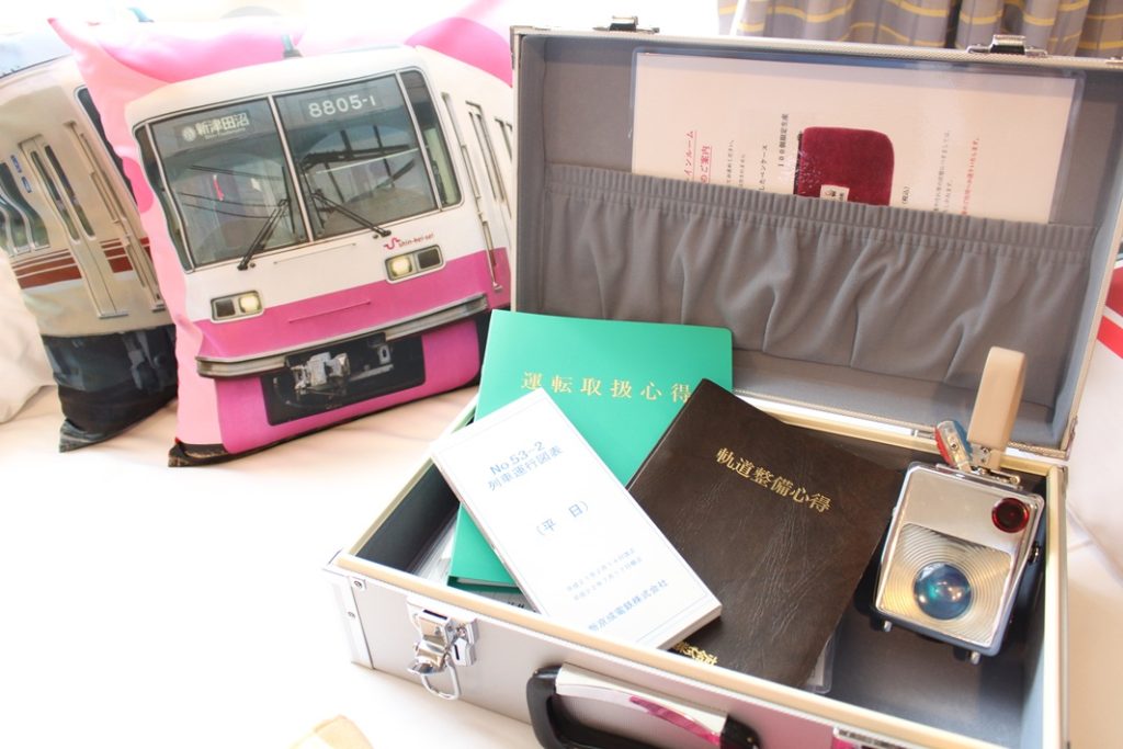 【千葉市】リアルな運転体験に大興奮！京成ホテルミラマーレ「新京成電鉄8800形トレインルーム」