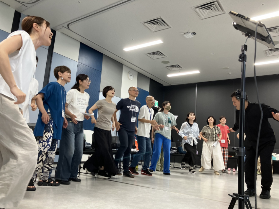 「失敗しても大丈夫! 心で感じるままに歌って」とギルさん