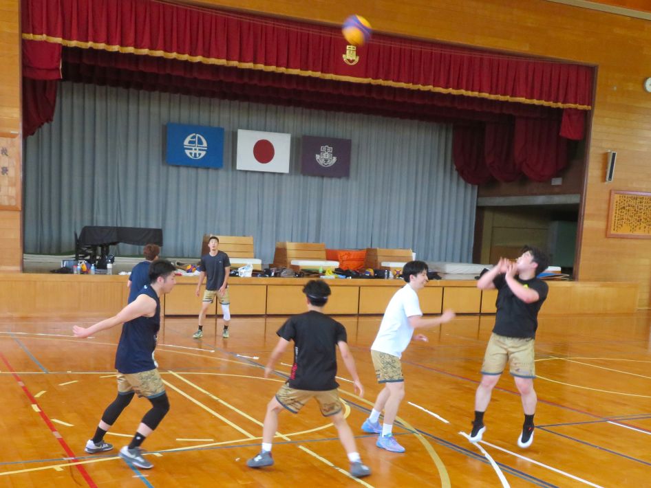 北総ライノス 練習に汗を流す選手