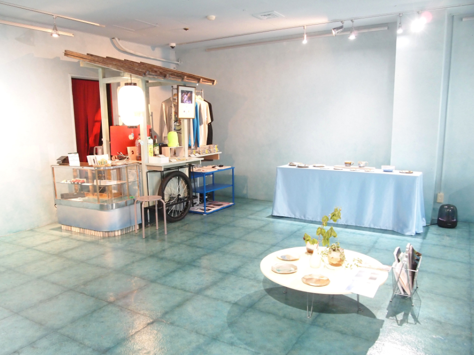 5月に開催された陶器作家、鴨下知美さんの個展