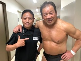 プロレスラー藤波辰爾さんと共に