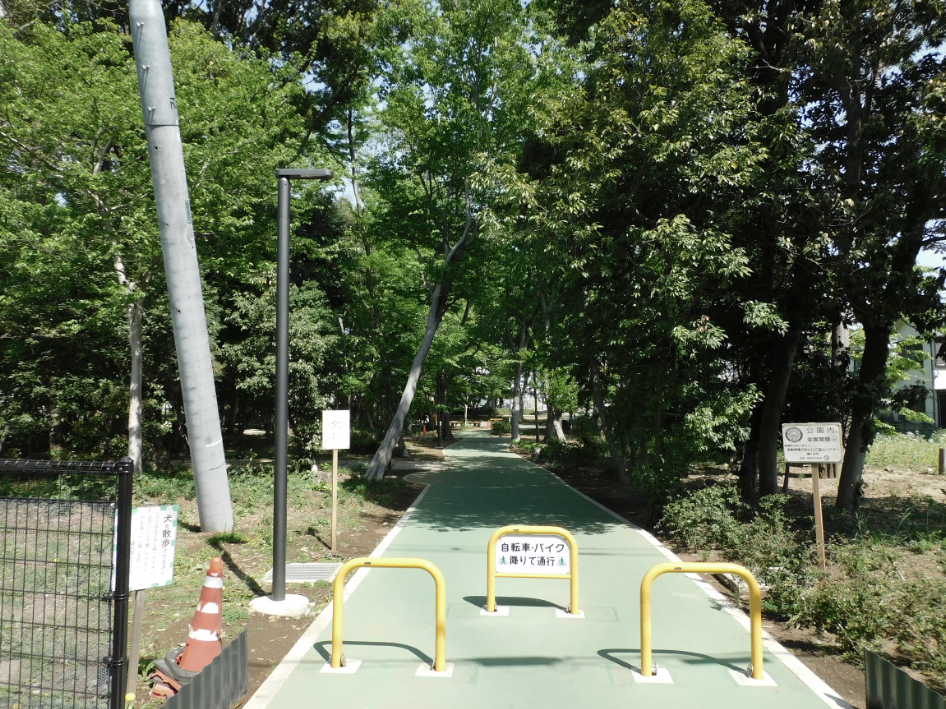 鎌ケ谷一丁目ふれあいの森公園。「こうした小さな公園の存在が大事」