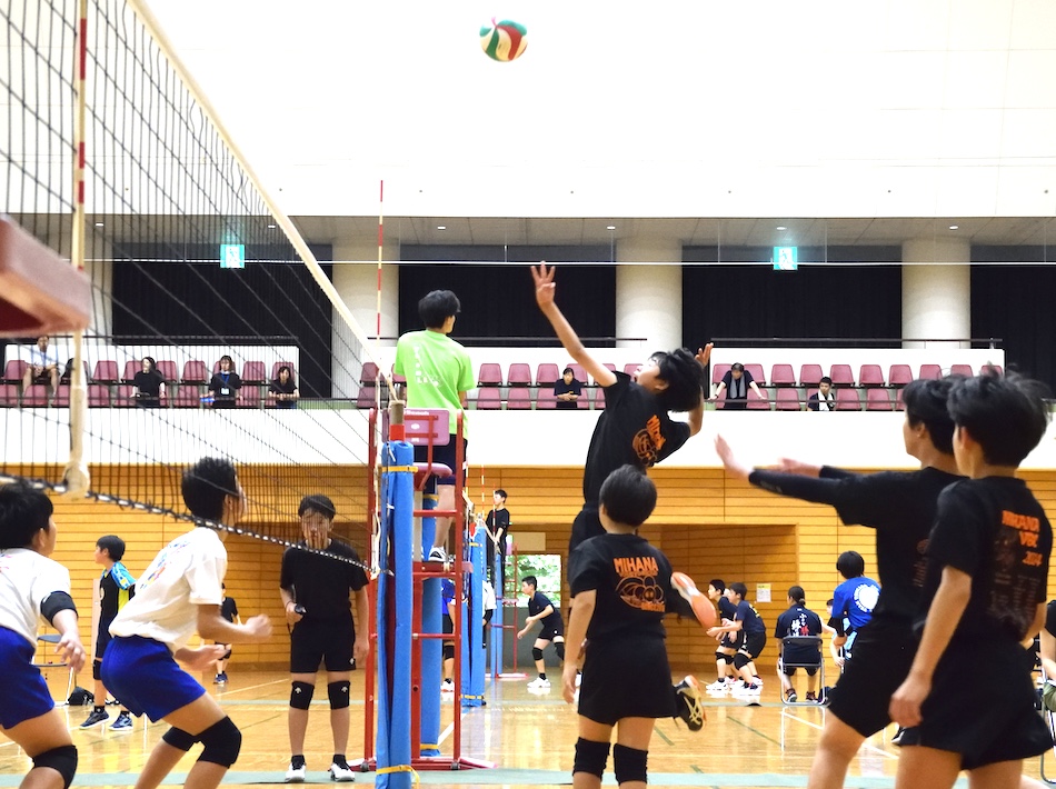 全国大会に出場「実花バレーボールクラブ」