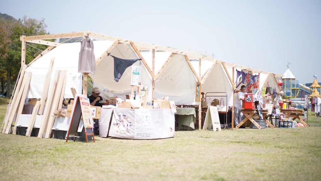 「HITOTO」のテント イメージ