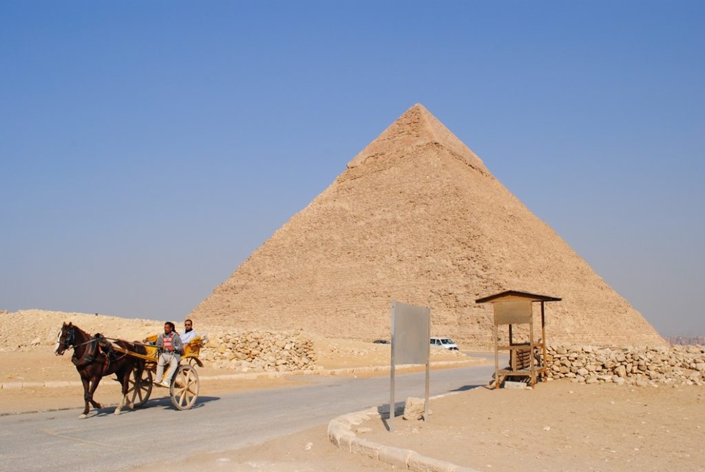 カイロ（エジプト）を訪ねて～作家・秋山秀一「旅の記憶(43)」