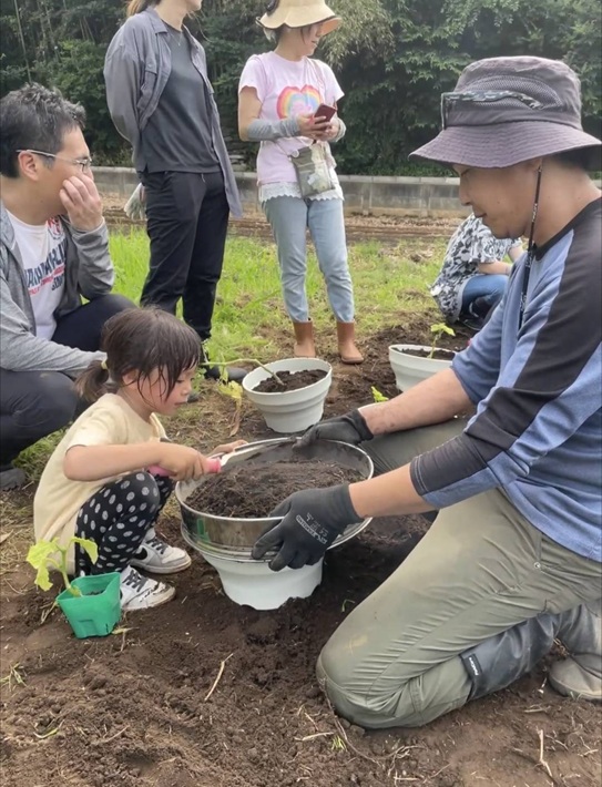 自然野菜と子どもと、地域コミュニティー 川崎賢一さん(習志野市在住)